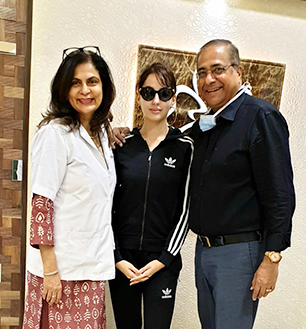 Celebrities at 1Stop Dental Clinic in Bandra